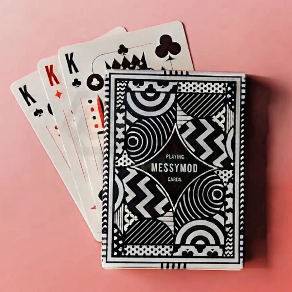 packaging playing card boxes