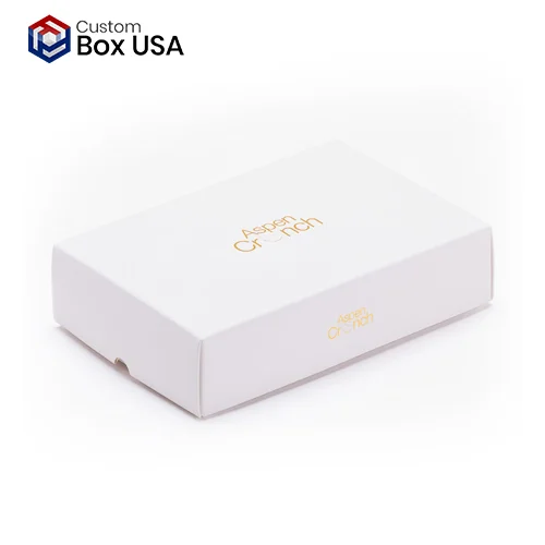 white cardboard boxes with lid