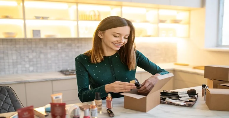 cosmetic companies send pr boxes
